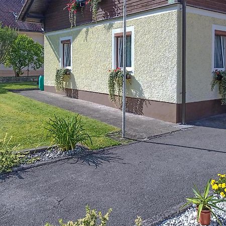 Ruhige Ferienwohnung Loich Exterior photo